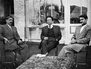 از راست، حسن شیروانی، جلیل ضیاپور، غلامحسین غریب 