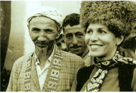 منیر فرمانفرمائیان و سفرهایش در ایران